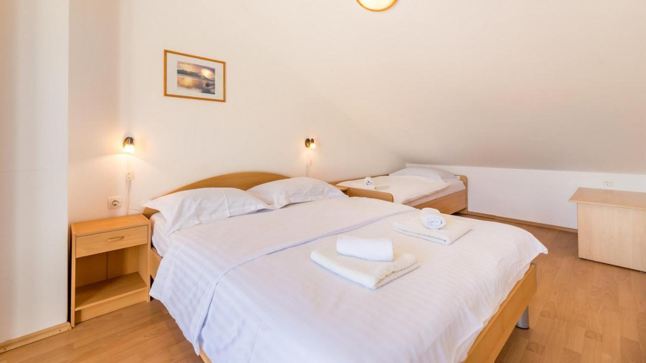 Apartamento Damir & Gordana Baška Exterior foto