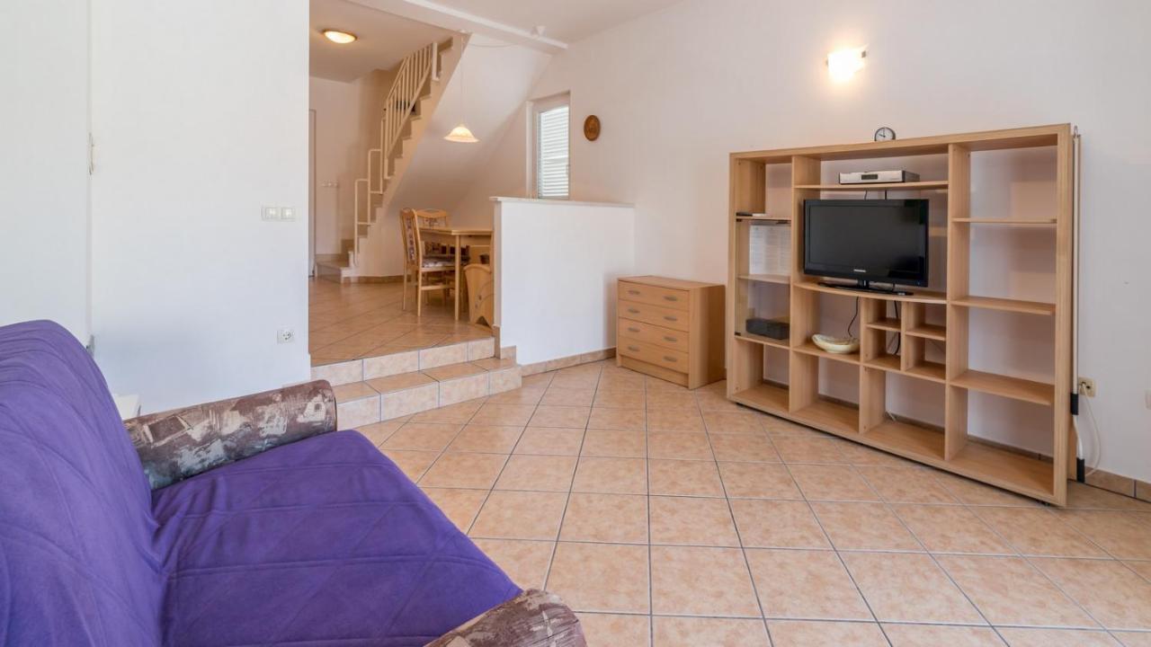 Apartamento Damir & Gordana Baška Exterior foto